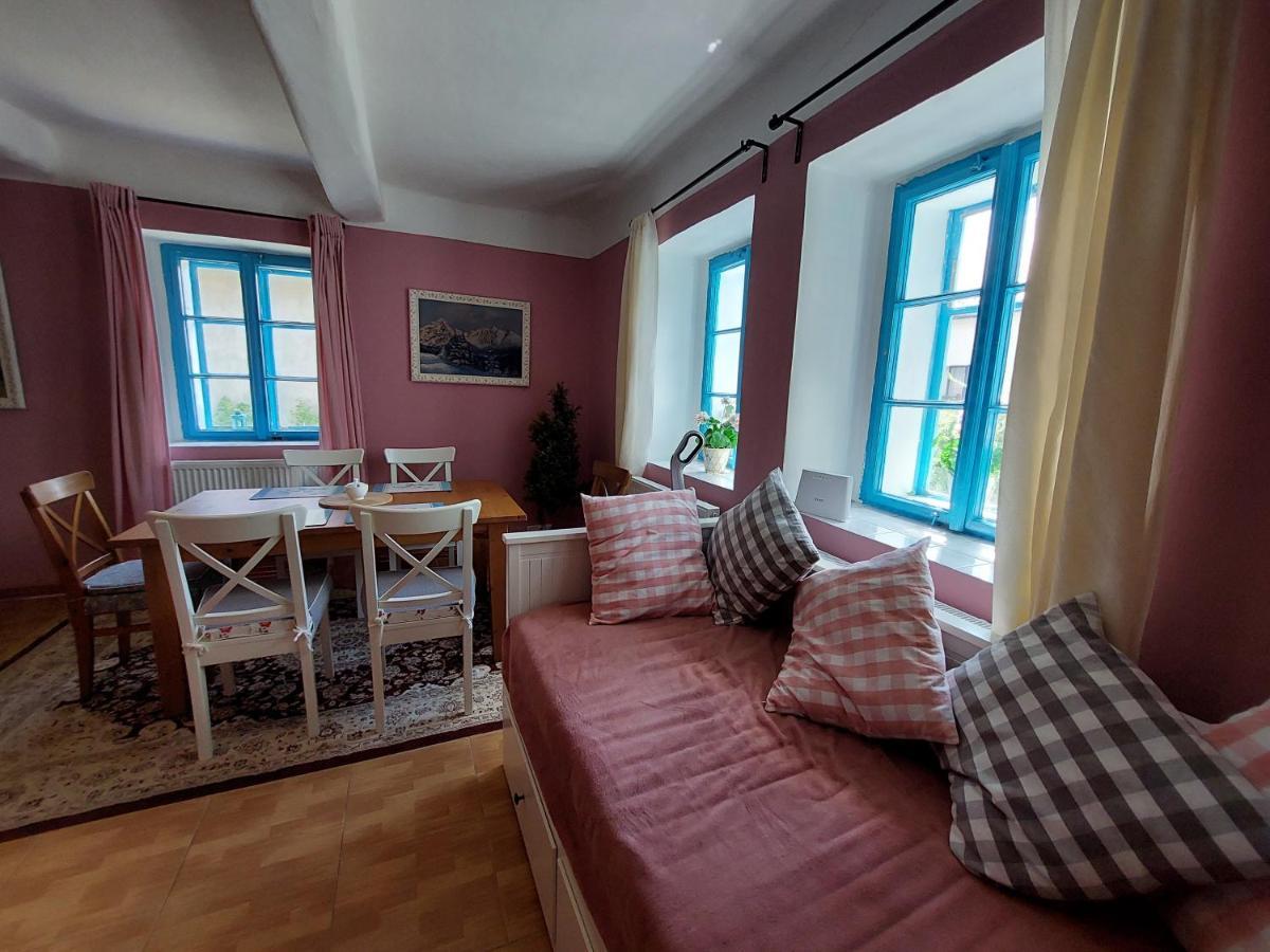 Modre Okno Holiday home *